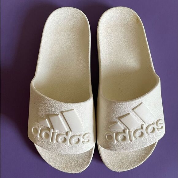 ADIDAS Slides. - Picture 1 of 4